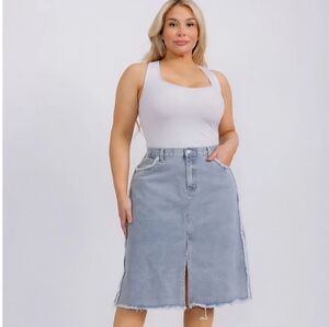 B18 NWT Hayden Plus Size Classic Denim Midi Skirt Front Slit 1X 2X 3X Pockets